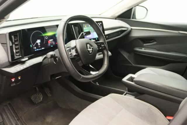 Renault Mégane E-Tech (2023) thumbnail 21