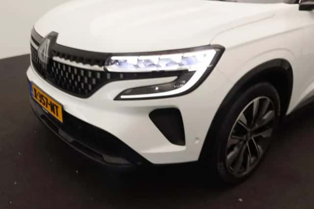 Renault Austral (2023) thumbnail 14
