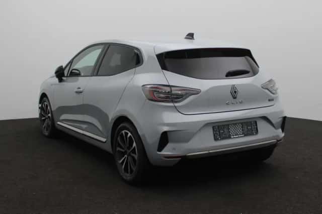 Renault Clio (2025) thumbnail 2