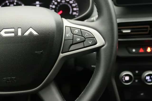 Dacia Sandero Stepway (2024) thumbnail 16