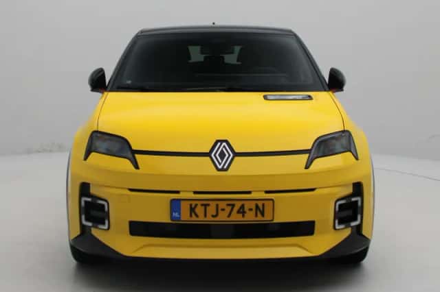 Renault 5 (2026) thumbnail 3