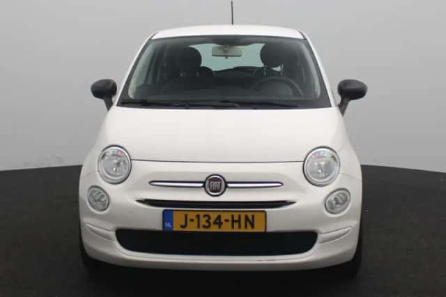 Fiat 500 (2019) thumbnail 3