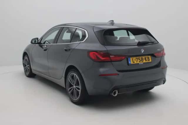 BMW 1-Serie (2021) thumbnail 2