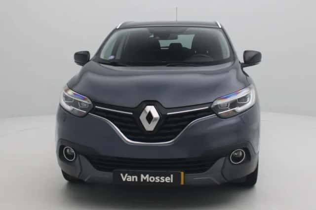 Renault Kadjar (2017) thumbnail 3