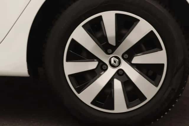 Renault Clio (2023) thumbnail 16