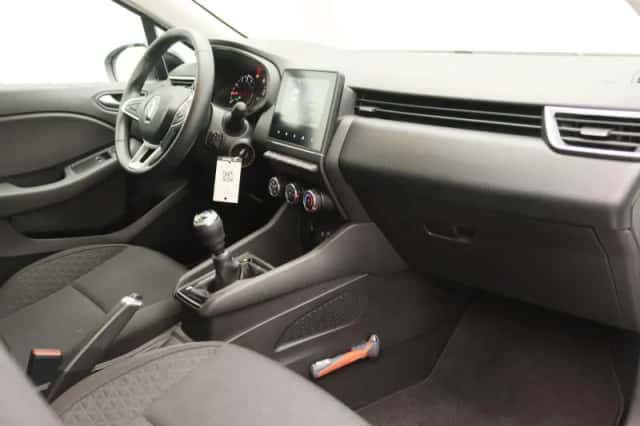 Renault Clio (2023) thumbnail 22