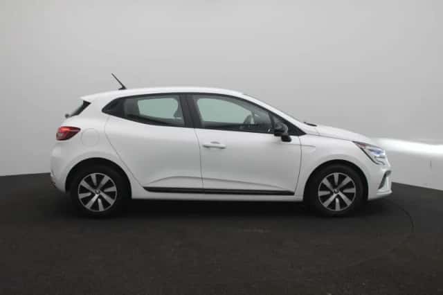 Renault Clio (2023) thumbnail 6