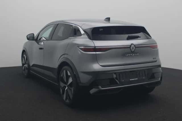 Renault Mégane E-Tech (2025) thumbnail 2