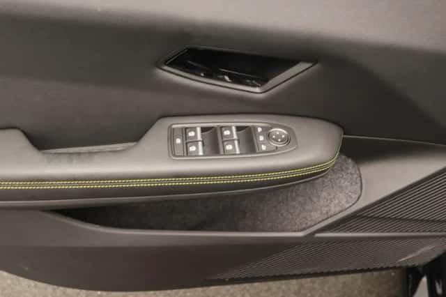 Renault Mégane E-Tech (2025) thumbnail 21