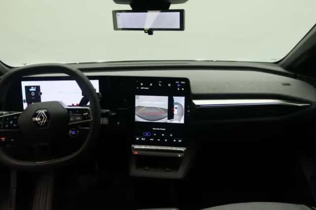 Renault Mégane E-Tech (2025) thumbnail 7