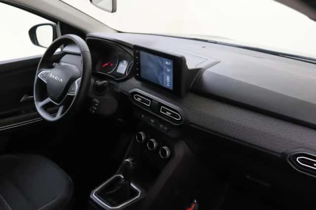 Dacia Jogger (2024) thumbnail 5