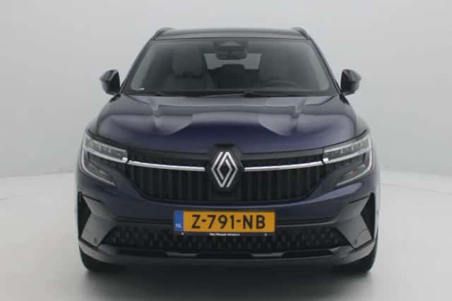 Renault Espace (2024) thumbnail 3