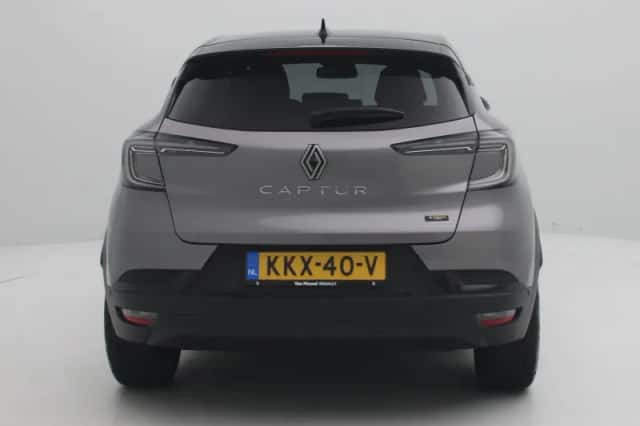 Renault Captur (2025) thumbnail 5