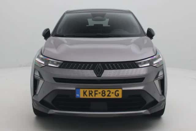 Renault Captur (2025) thumbnail 3