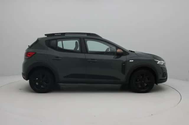 Dacia Sandero (2025) thumbnail 6
