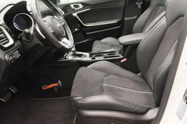 Kia Proceed (2020) thumbnail 12
