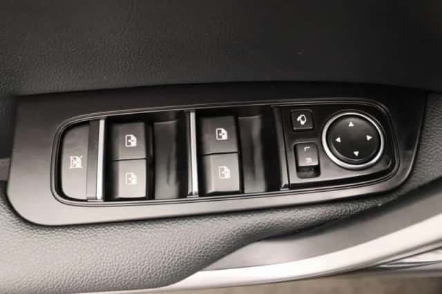 Kia Proceed (2020) thumbnail 25