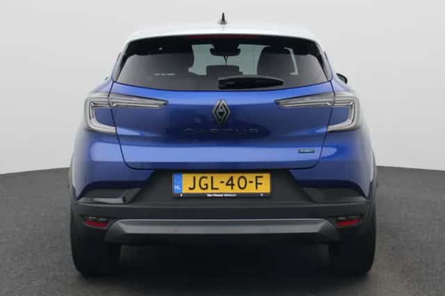 Renault Captur (2025) thumbnail 5