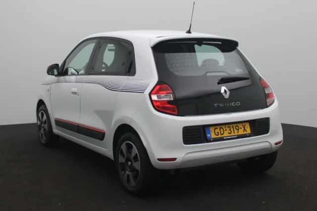 Renault Twingo (2015) thumbnail 2