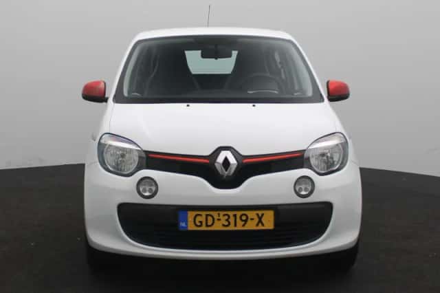 Renault Twingo (2015) thumbnail 3