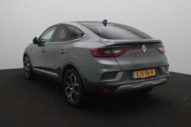 Renault Arkana (2023) thumbnail 2