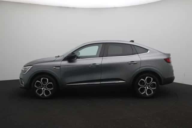 Renault Arkana (2023) thumbnail 4