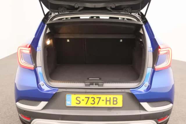 Renault Captur (2023) thumbnail 12