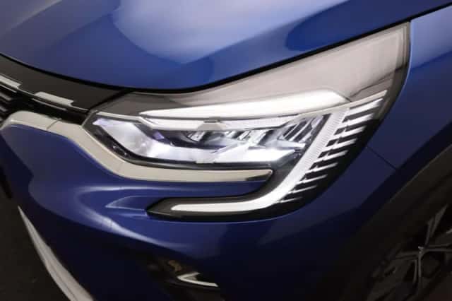 Renault Captur (2023) thumbnail 13