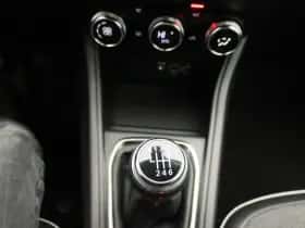 Renault Captur (2023) thumbnail 9