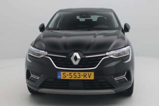 Renault Arkana (2023) thumbnail 3