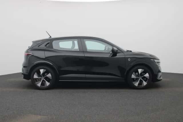 Renault Mégane E-Tech (2023) thumbnail 6