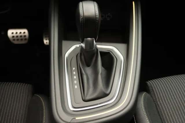 Renault Clio (2023) thumbnail 11