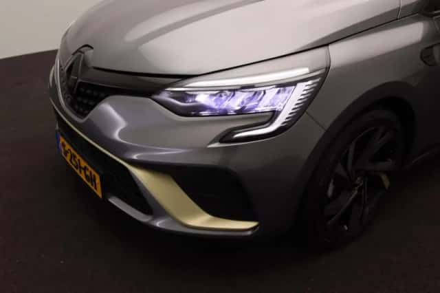 Renault Clio (2023) thumbnail 15