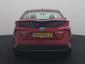 Toyota Prius (2018) thumbnail 5
