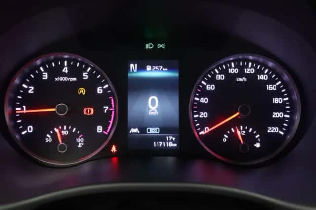 Kia Rio (2021) thumbnail 8