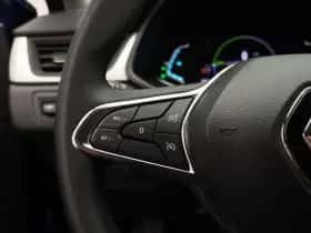 Renault Captur (2023) thumbnail 21