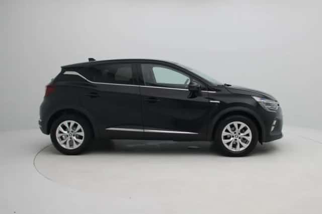Renault Captur (2022) thumbnail 6