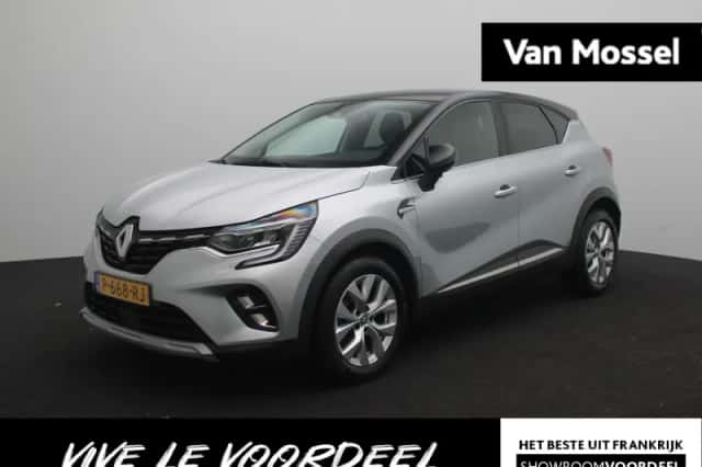 Renault Captur (2022) thumbnail 1