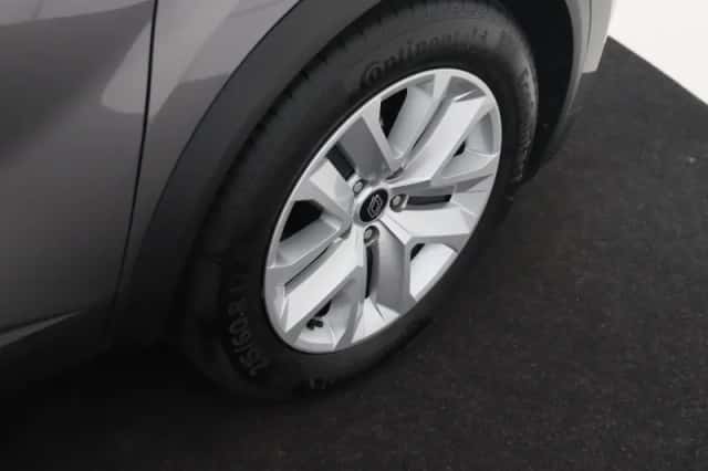 Renault Captur (2025) thumbnail 11