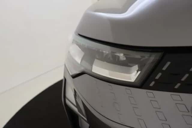 Renault Captur (2025) thumbnail 10