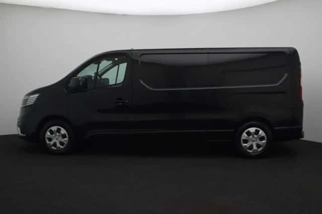 Renault Trafic (2024) thumbnail 4
