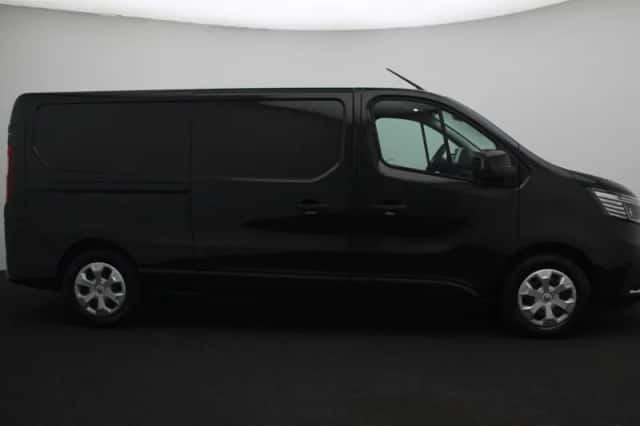 Renault Trafic (2024) thumbnail 6