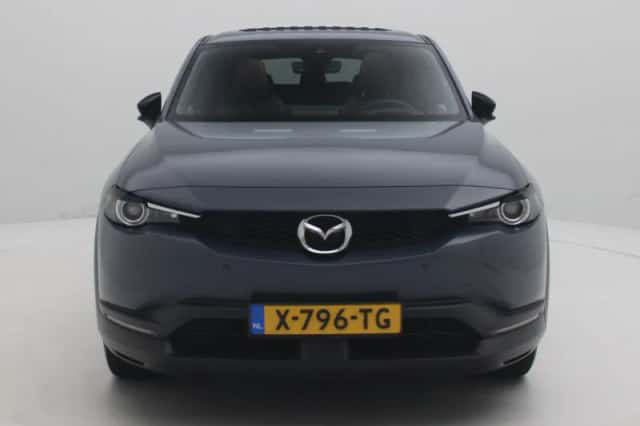 Mazda MX-30 (2024) thumbnail 3