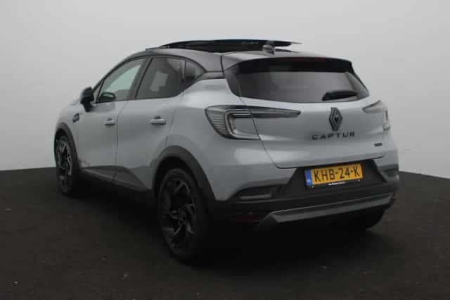 Renault Captur (2026) thumbnail 2