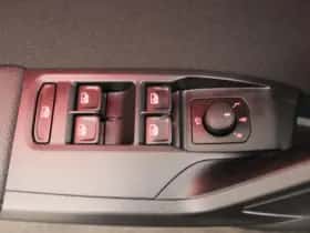 SEAT Arona (2022) thumbnail 21
