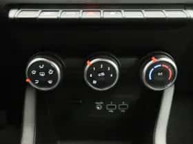 Renault Clio (2021) thumbnail 10