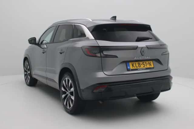 Renault Austral (2025) thumbnail 2