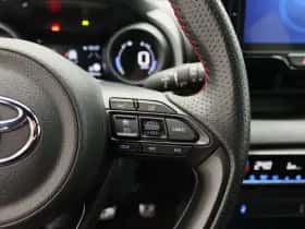 Toyota Yaris (2022) thumbnail 21