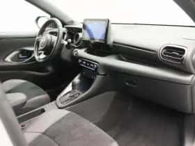 Toyota Yaris (2022) thumbnail 25