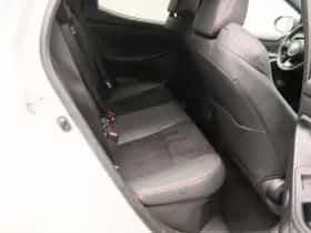 Toyota Yaris (2022) thumbnail 27